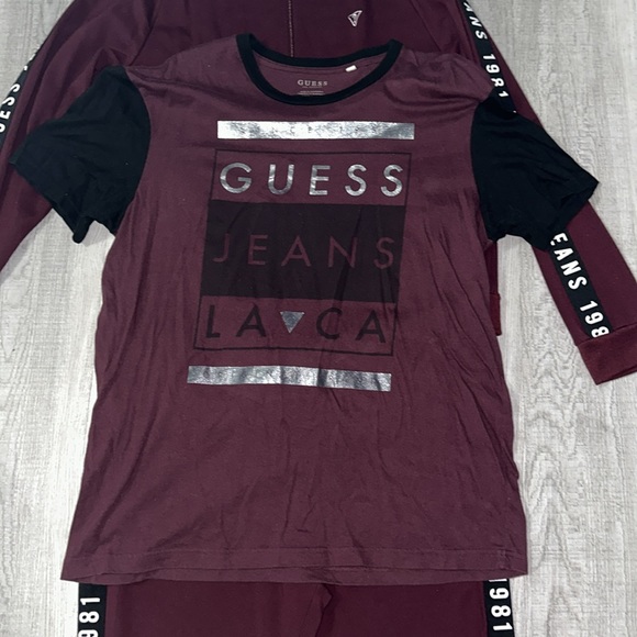 Men Guess Sweatsuit - Picture 4 of 7